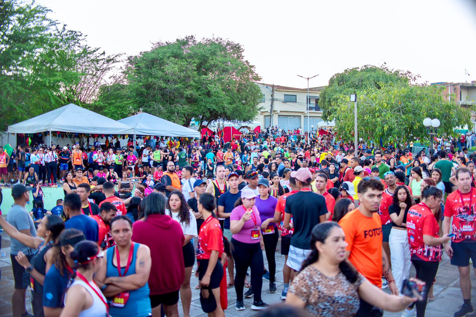 2ª CORRIDA DA FOGUEIRA REÚNE 1.955 PARTICIPANTES E FORTALECE O ESPORTE E A TRADIÇÃO EM CALÇADO
