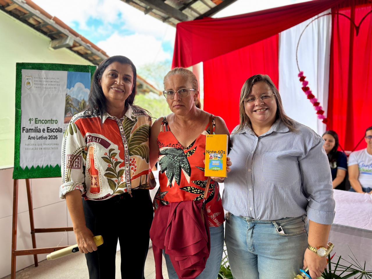 1º ENCONTRO FAMÍLIA E ESCOLA: EVENTO MARCADO POR DIÁLOGO, ACOLHIMENTO E VALORIZAÇÃO DA EDUCAÇÃO.